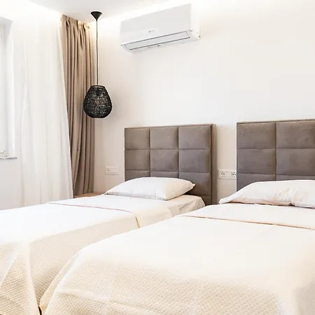 Luxury 2br With View And Self Check-in Daire Shkodër