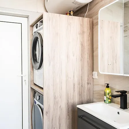 Luxury 2br With View And Self Check-in Daire