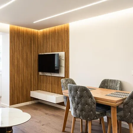 Luxury 2br With View And Self Check-in Shkodër